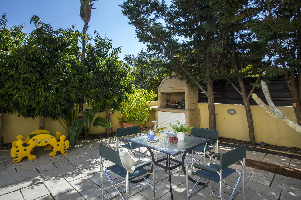 Ayia Napa Tropical Beach Villa ภายนอก รูปภาพ