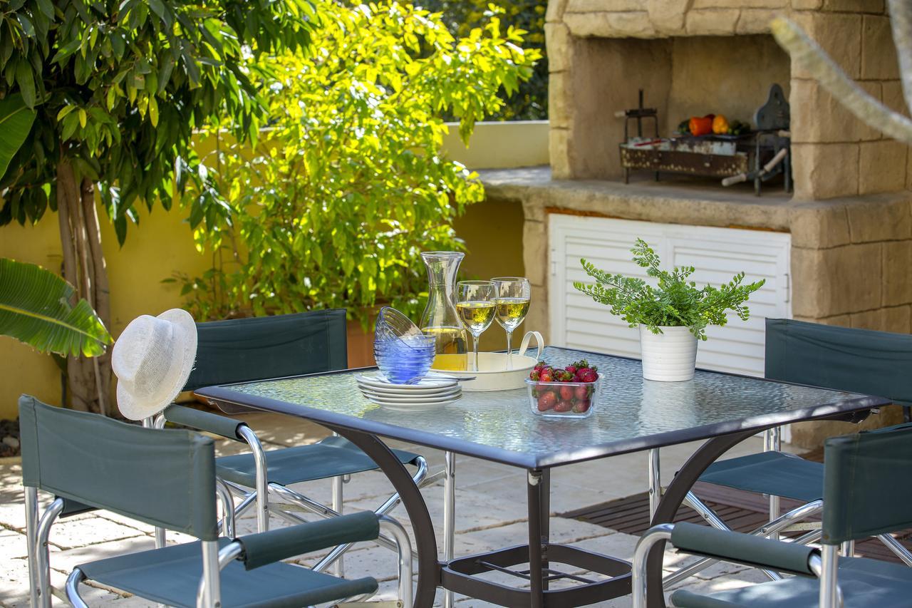 Ayia Napa Tropical Beach Villa ภายนอก รูปภาพ