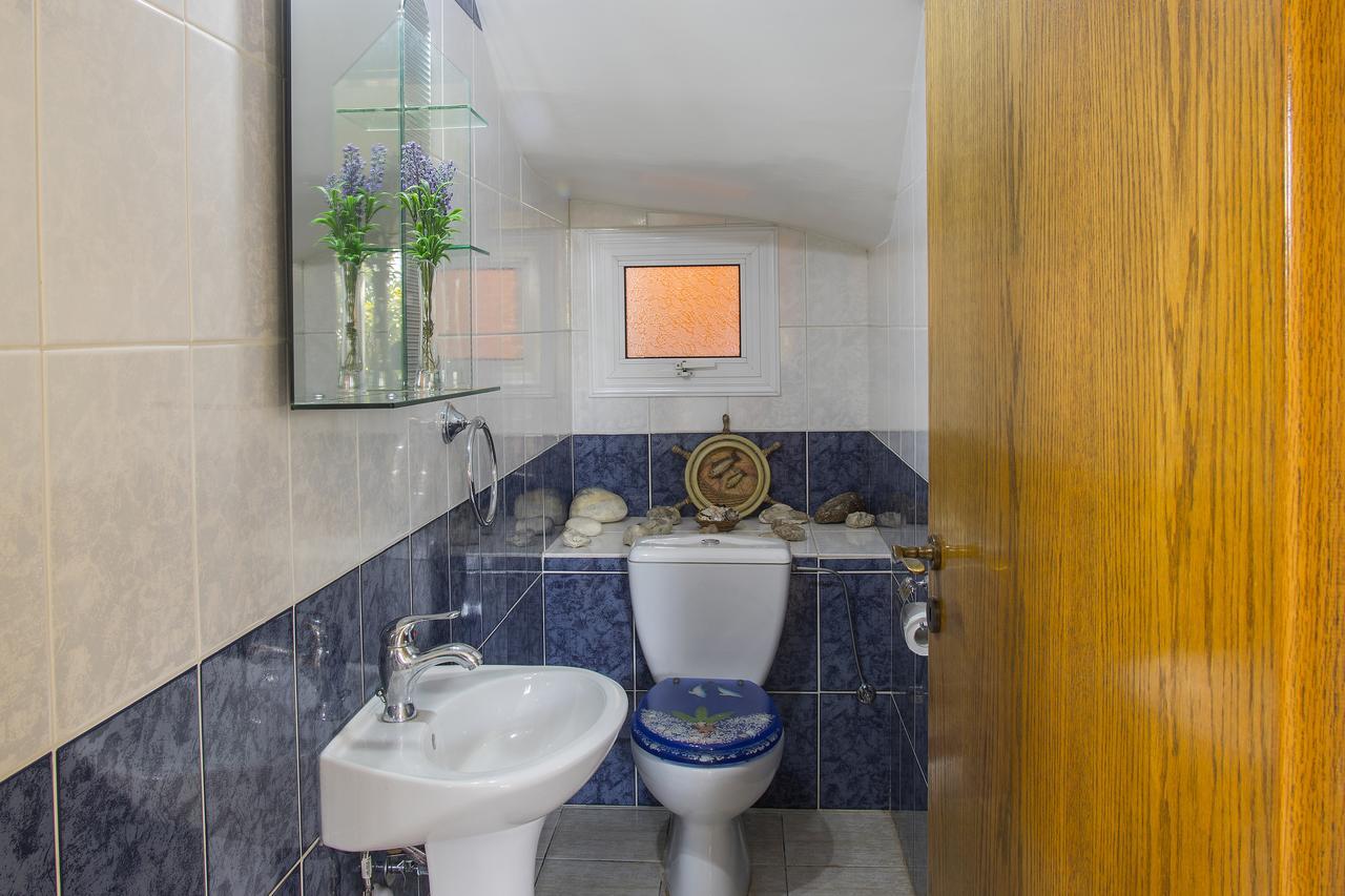 Ayia Napa Tropical Beach Villa ภายนอก รูปภาพ